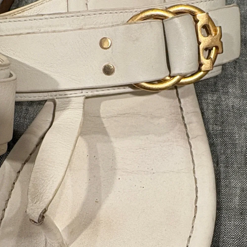 Tory Burch Marsden Ivory Leather Thong Sandals Gold Logo Size 8.5 M